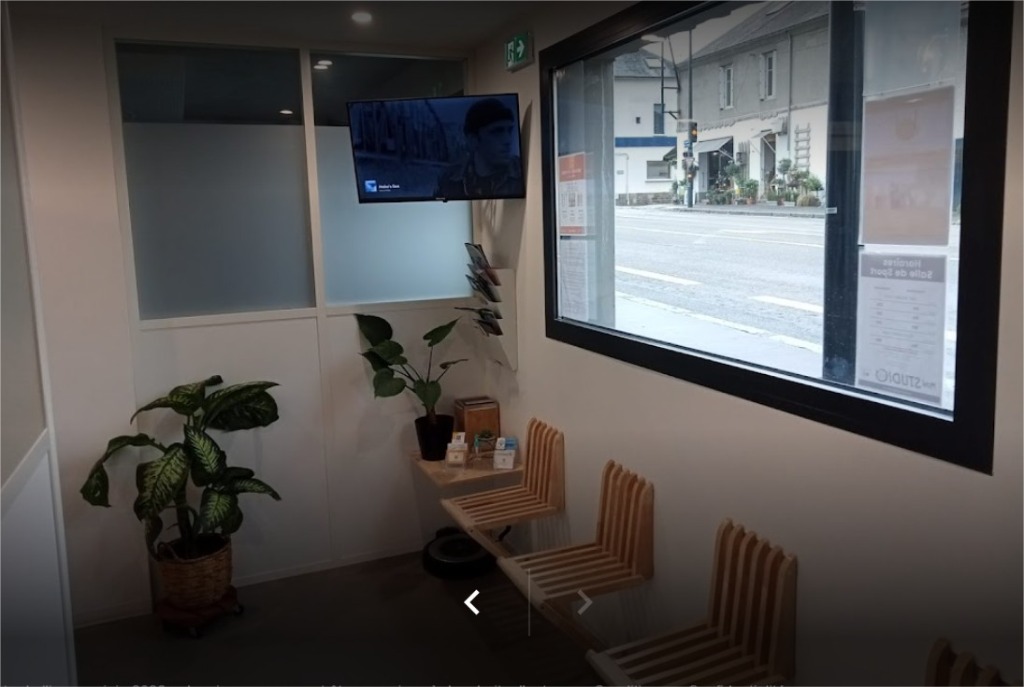 photo cabinet Kenghi Lahély Hypno-kinésiologue