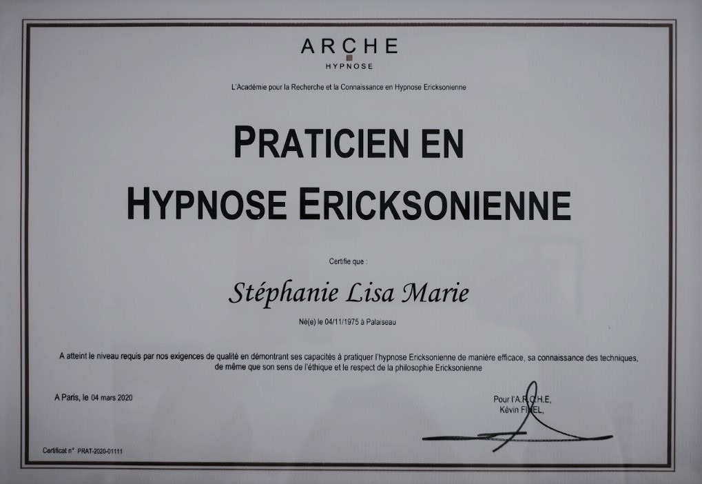 photo diplome Stéphanie MARIE