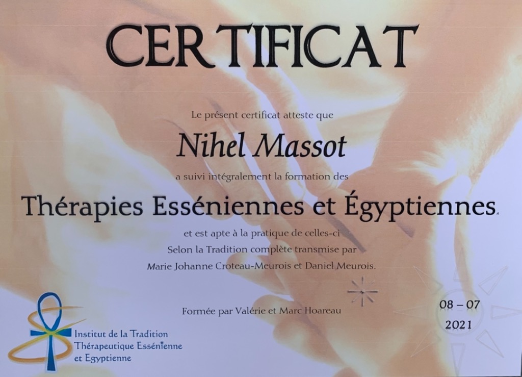 photo diplome Nihel MASSOT