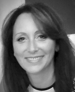 photo portrait karen recchi