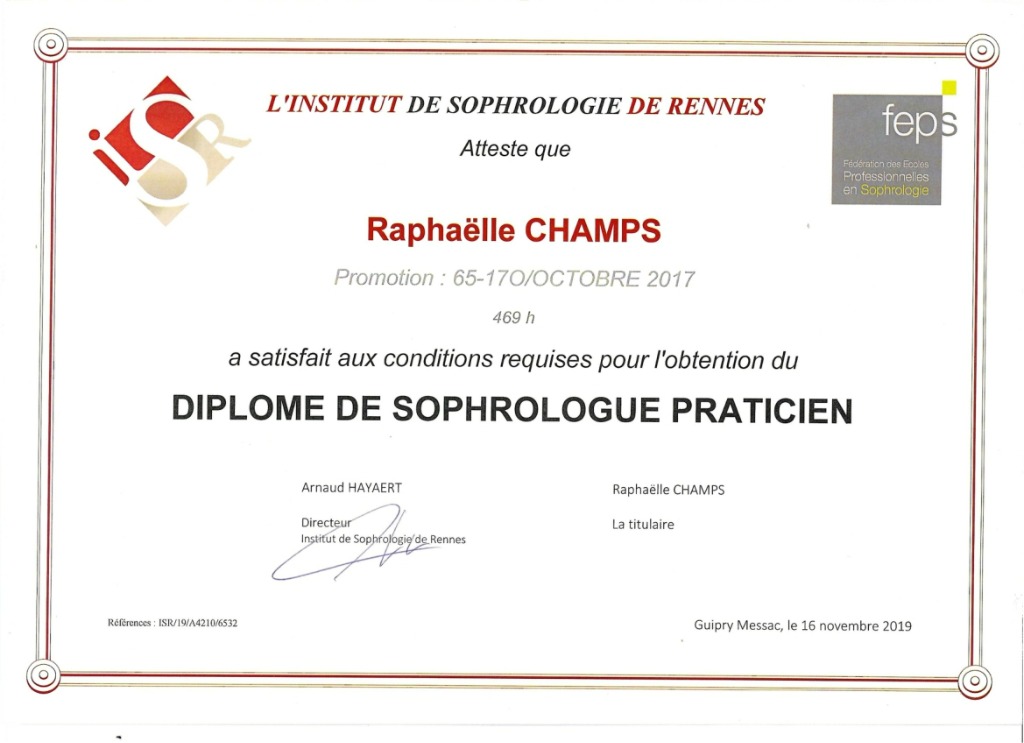 photo diplome RAPHAELLE CHAMPS