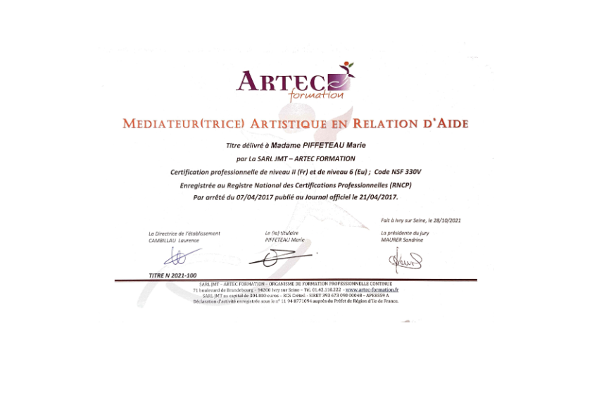 photo diplome Marie Piffeteau