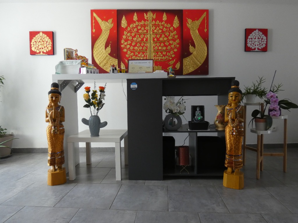 photo cabinet Yabanthai