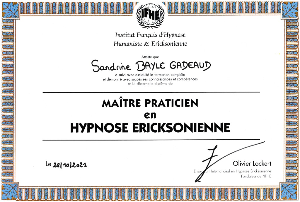 photo diplome BAYLE GADEAUD SANDRINE