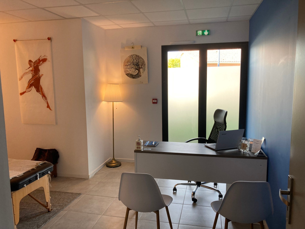 photo cabinet Jean LAFFONT