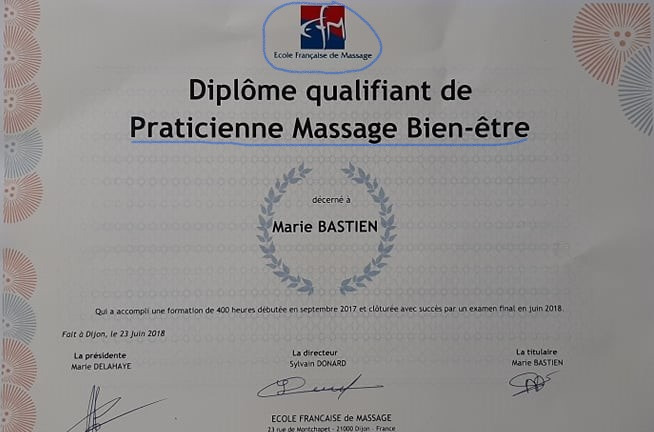 photo diplome MARIE BIEN ETRE