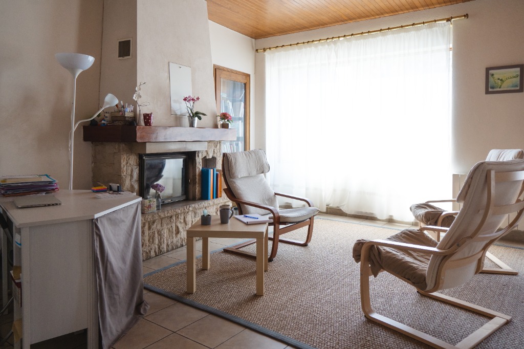 photo cabinet Hélène Cozannet