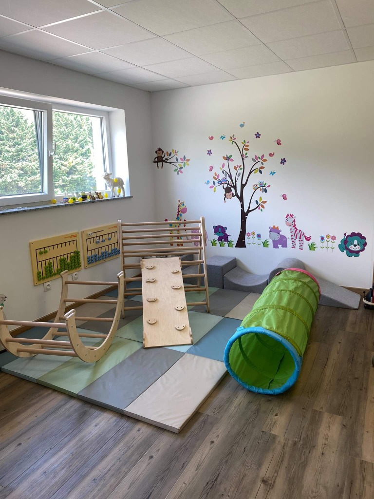 photo cabinet Marianne HUGENELL