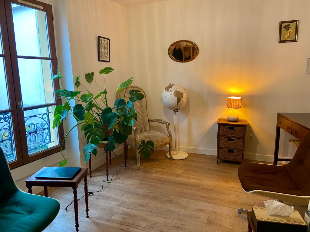 photo cabinet Dominique Delor