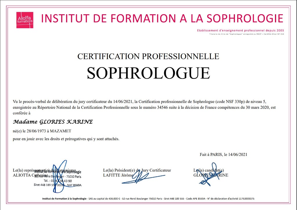 photo diplome Karine GLORIES