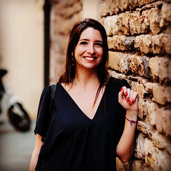 photo portrait Camille Bravard (Camellia Therapy)