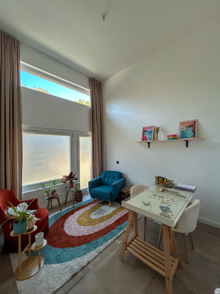 photo cabinet Sabine Vacher