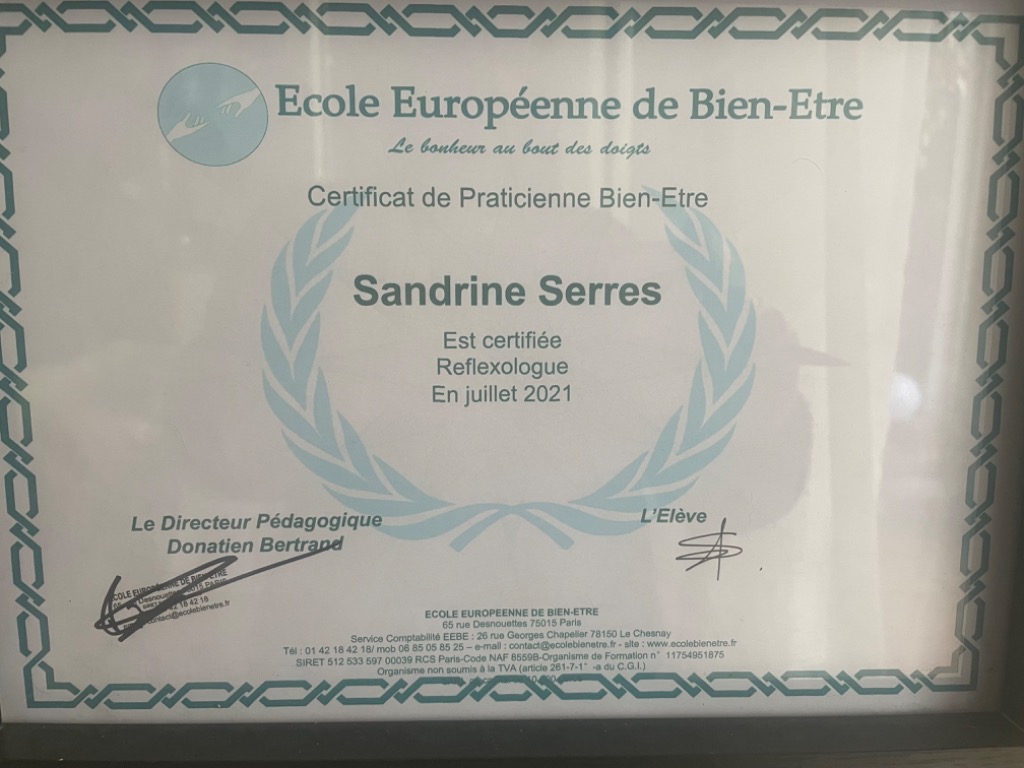 photo diplome Sandrine serres Reflexologue 92