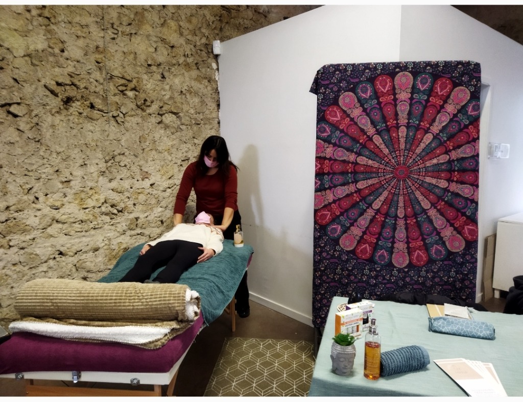 photo activite KI ÔM MANA