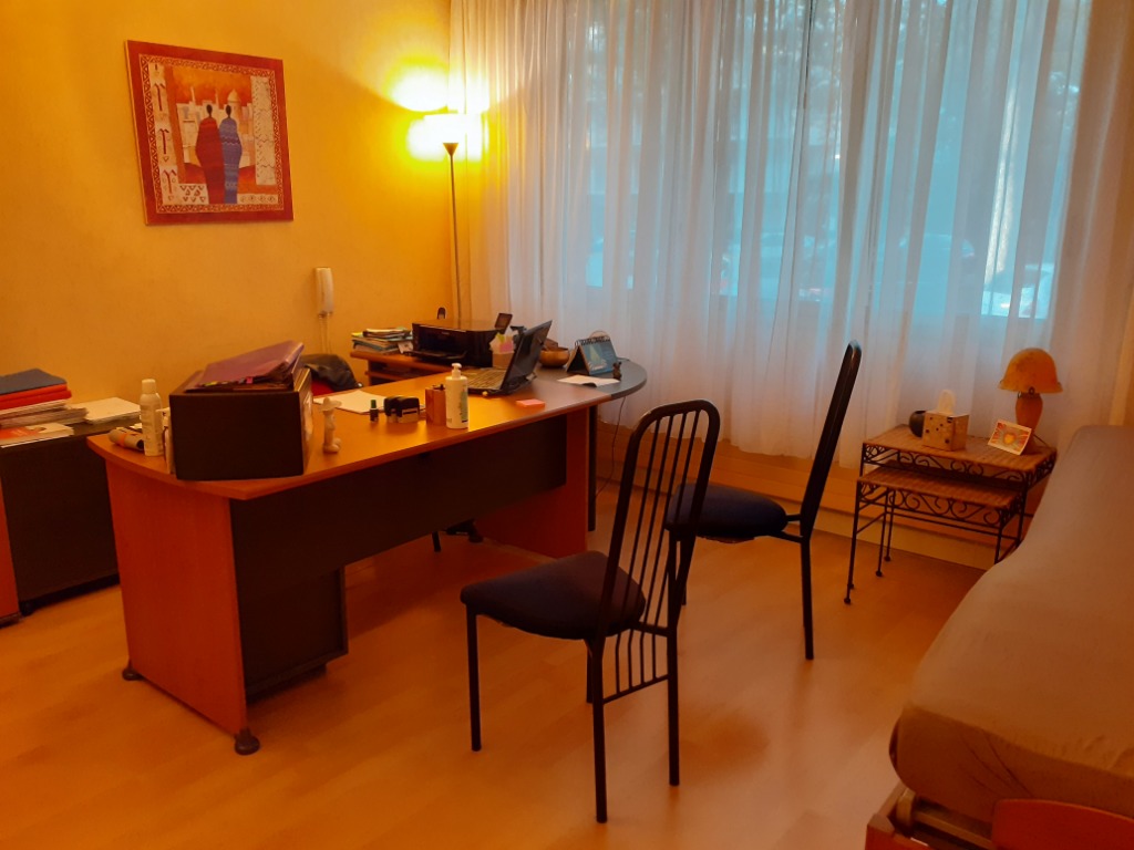 photo cabinet isabelle garcia