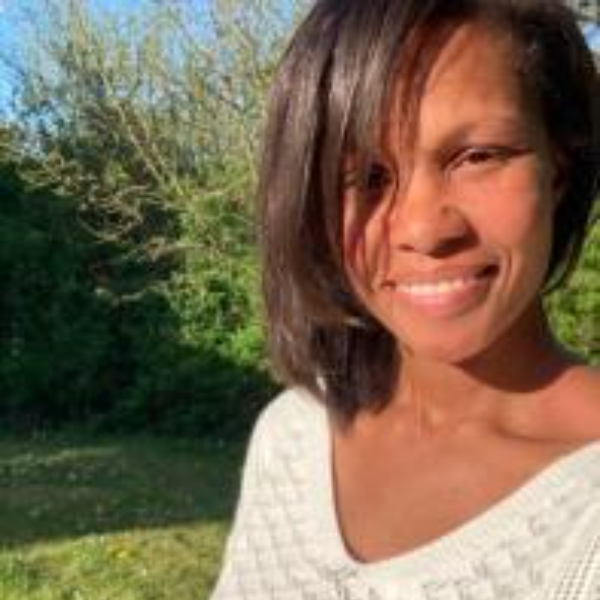 Emilie CAPRON-RELANDEAU