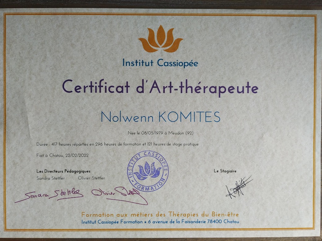 photo diplome Nolwenn KOMITES