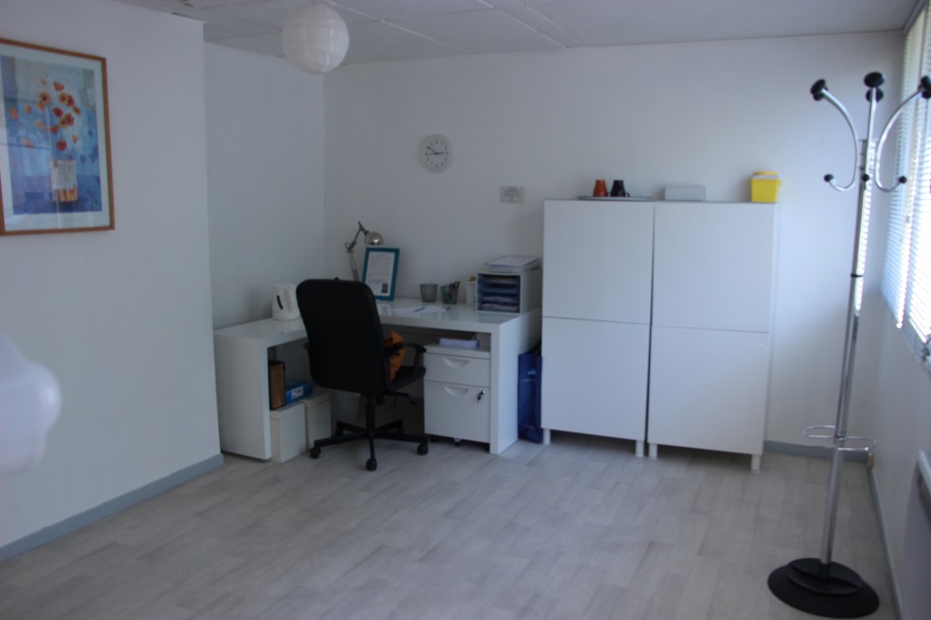 photo cabinet AAT Yolande De BREYNE