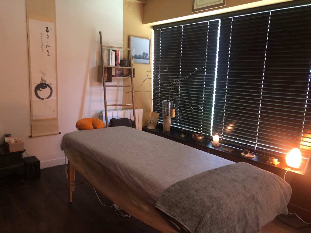 photo activite Les mains karuna