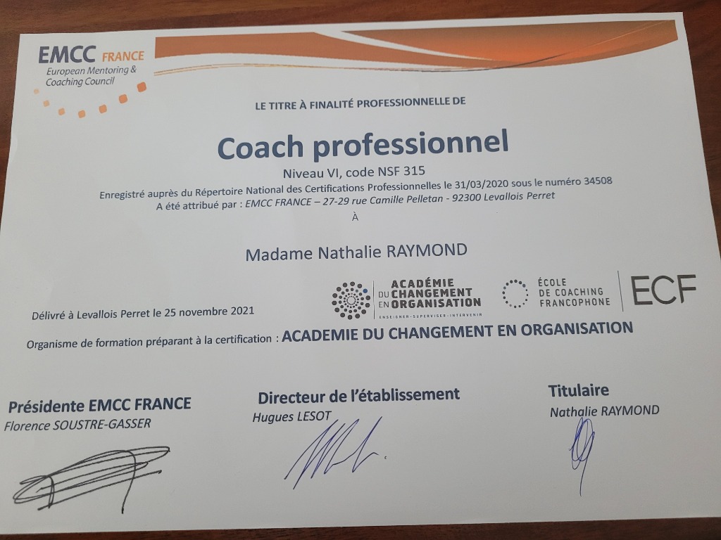 photo diplome NATHALIE RAYMOND