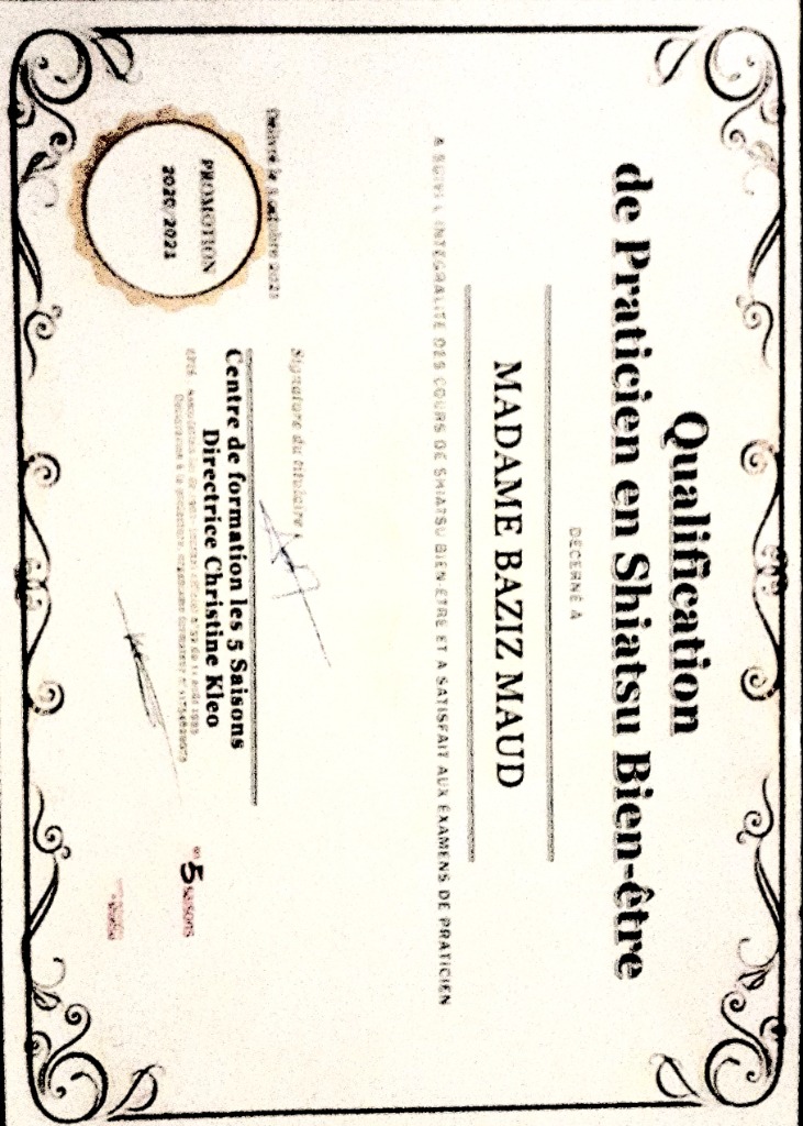 photo diplome MAUD BA SHIASTU