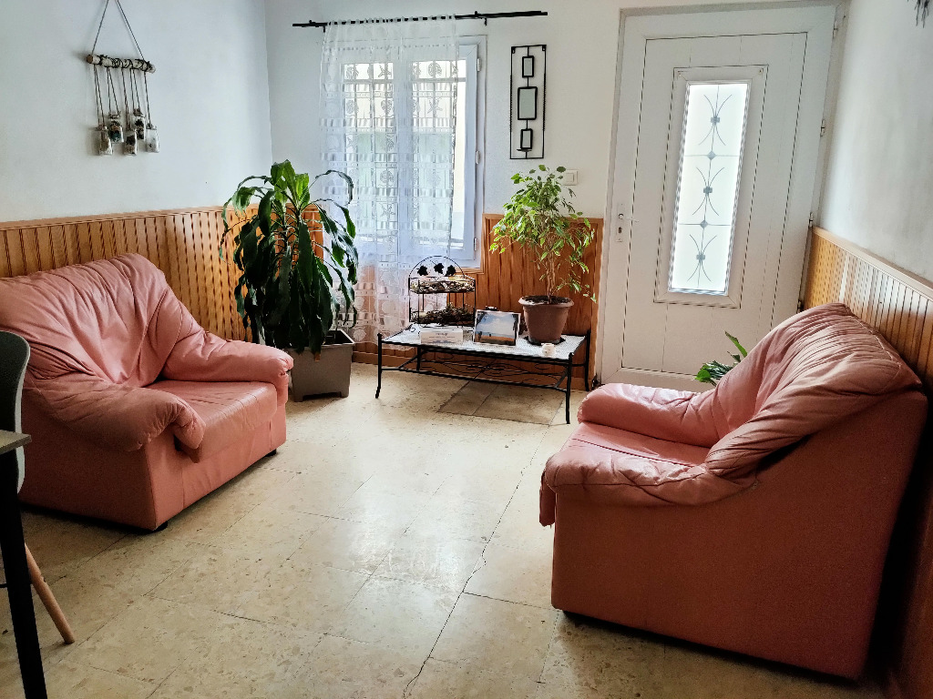 photo cabinet CAVAILLAC AIELLO Geneviève