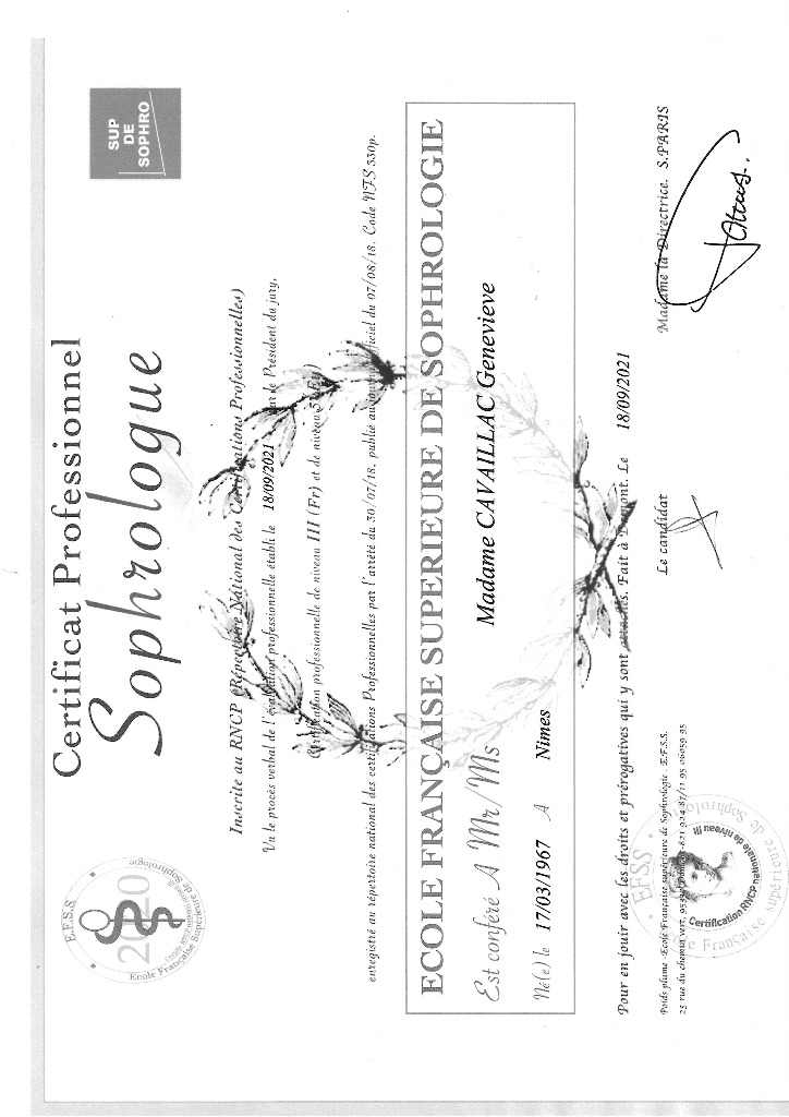 photo diplome CAVAILLAC AIELLO Geneviève