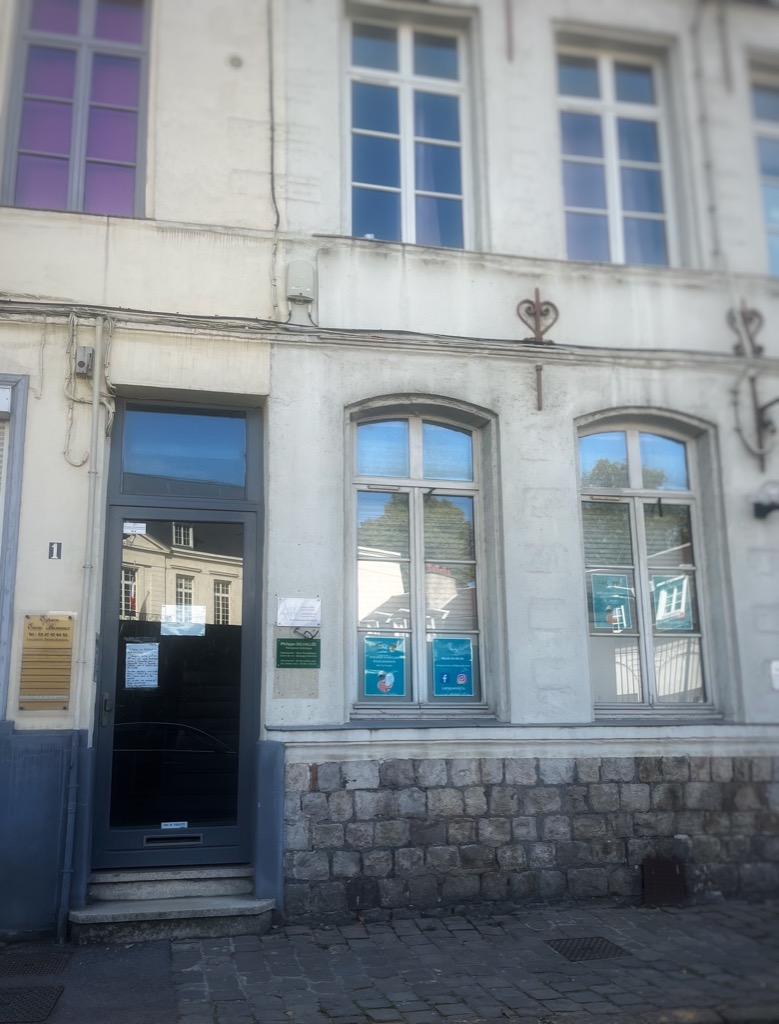 photo cabinet Ouarda LADJAL