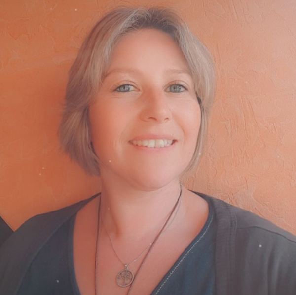 Une Main Pour Soi Alice Poiret