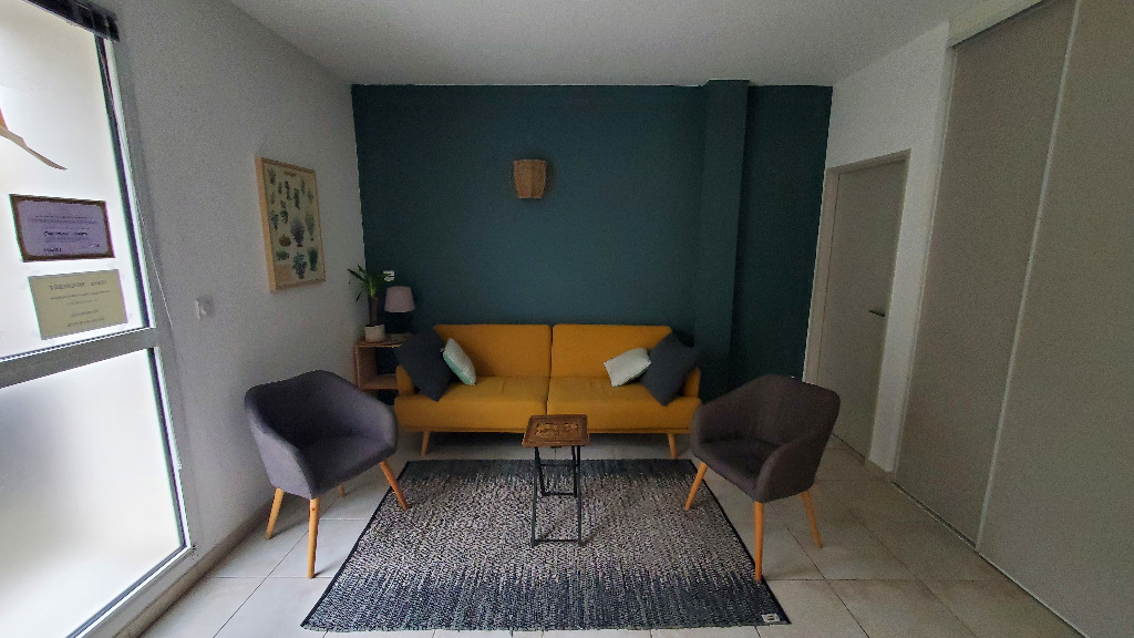 photo cabinet Corentin Roussel