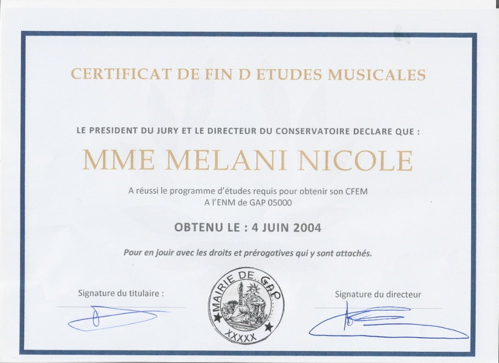 photo diplome Melani Astreoud nicole