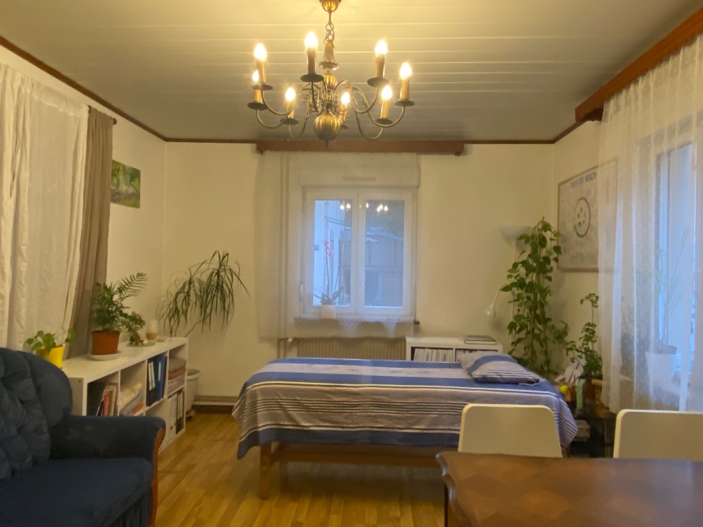 photo cabinet Kalaiyarasy KIRUPANANTHAN