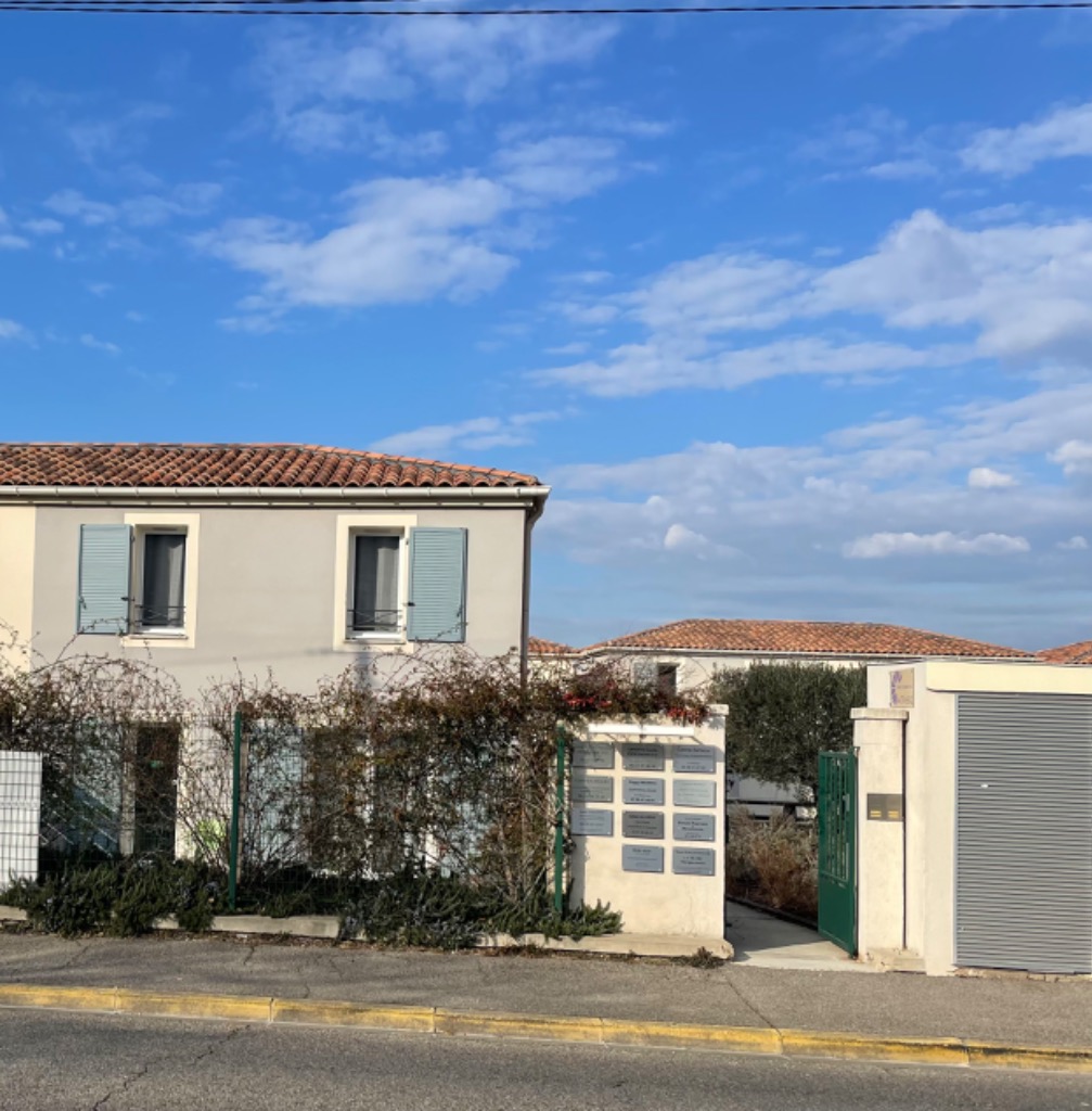 photo cabinet ALISON ALLHEILY