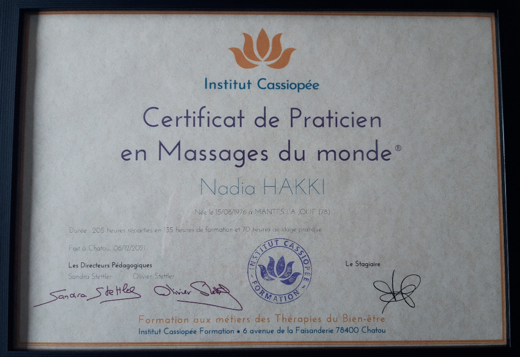 photo diplome 6ème sens Massages Bien-être et Soins énergétiques