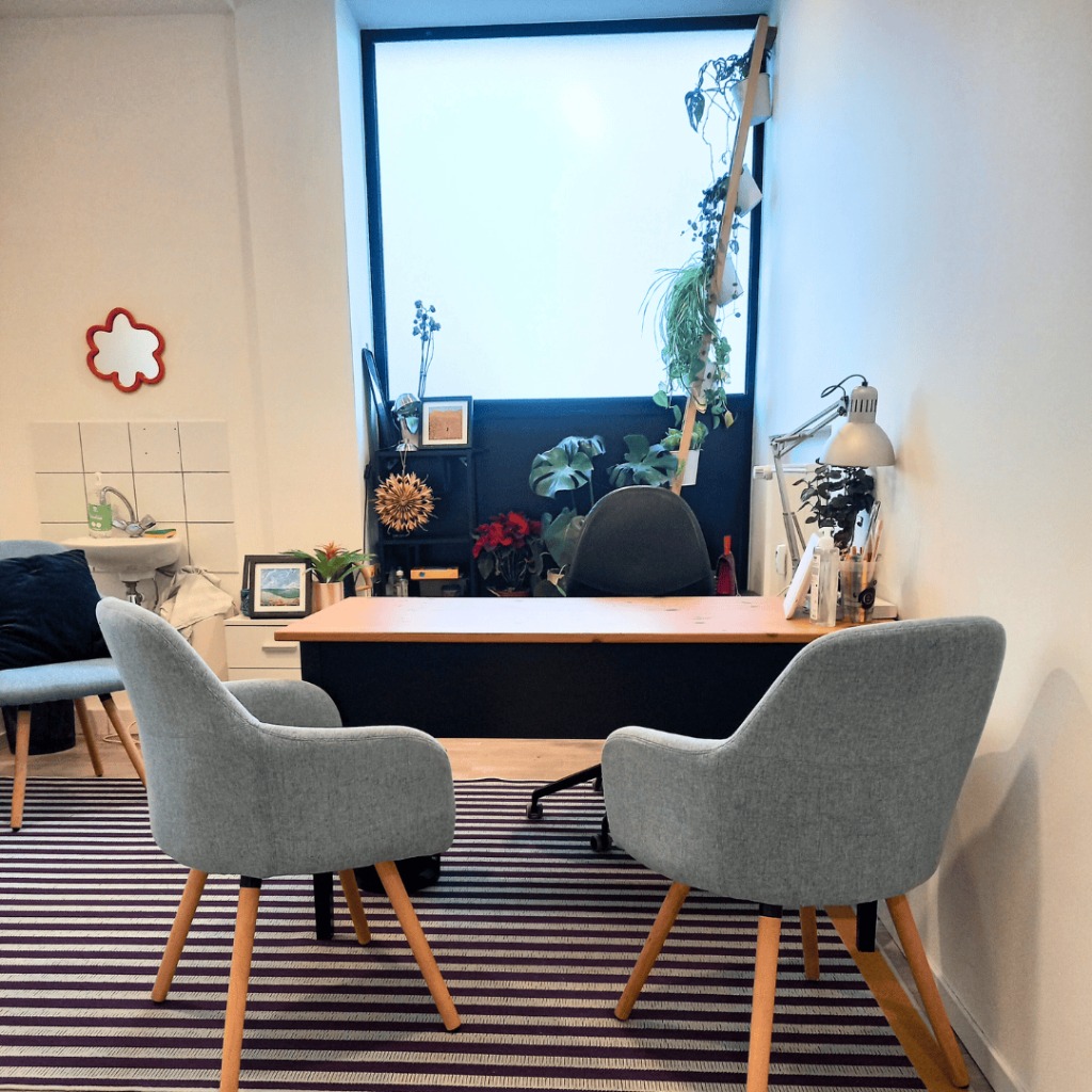 photo cabinet Julie Besson