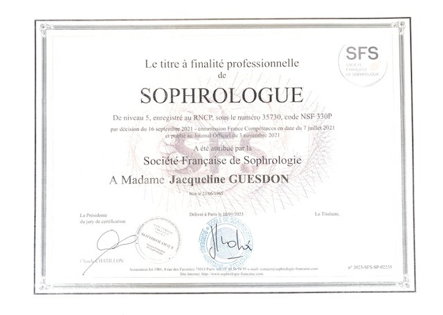 photo diplome Jacqueline Guesdon "L’Etincelle en Soi"