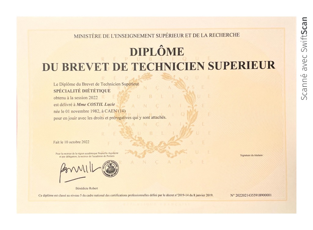 photo diplome Lucie COSTIL