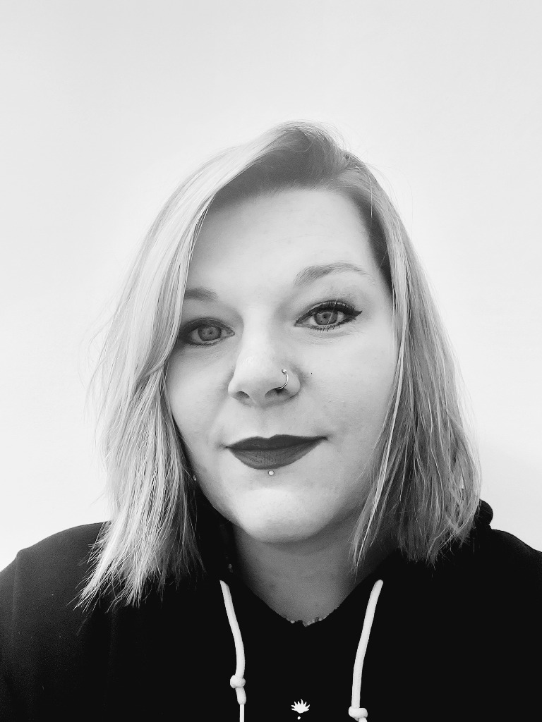 photo portrait Flo Médium Energeticienne