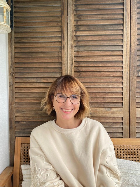 photo portrait Céline DAVY - Un crayon à la main