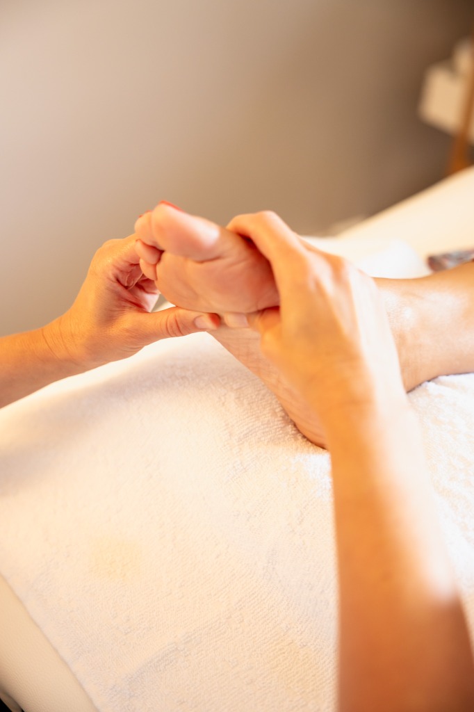 photo seance Delphine Dubost Réflexologue