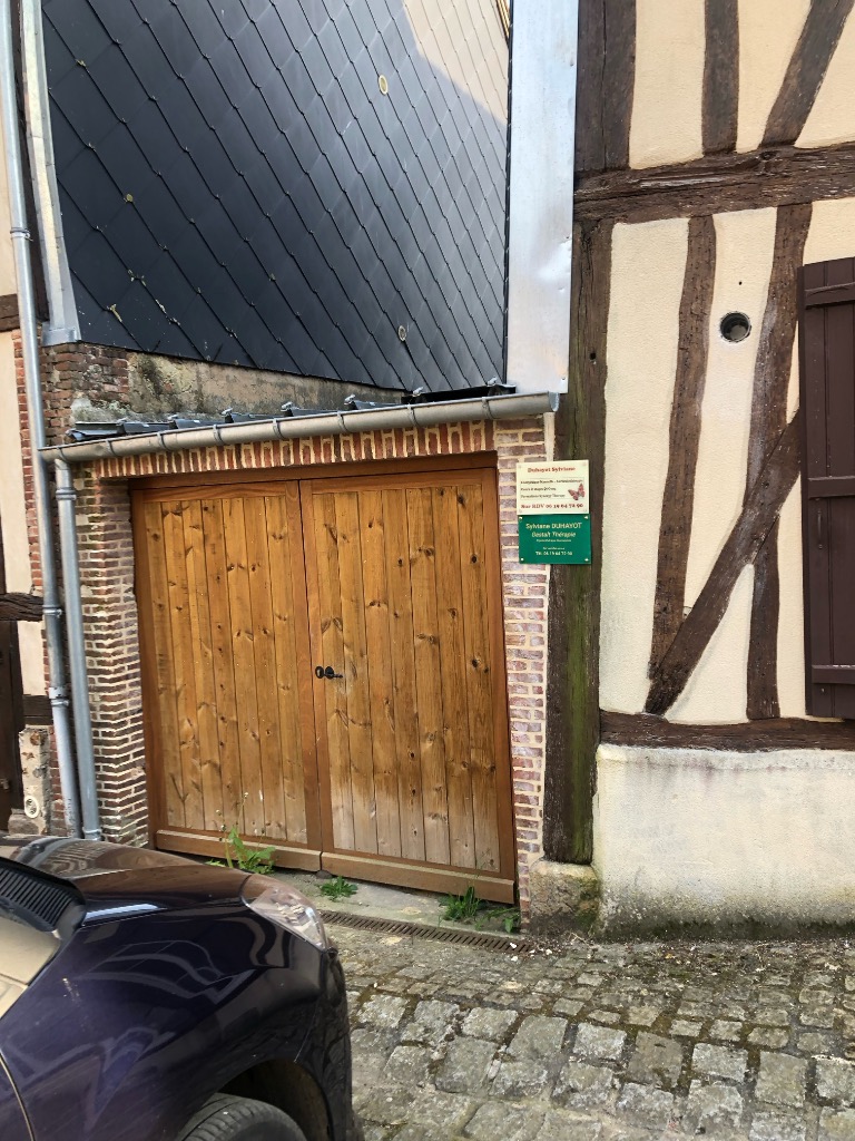 photo cabinet SYLVIANE DUHAYOT