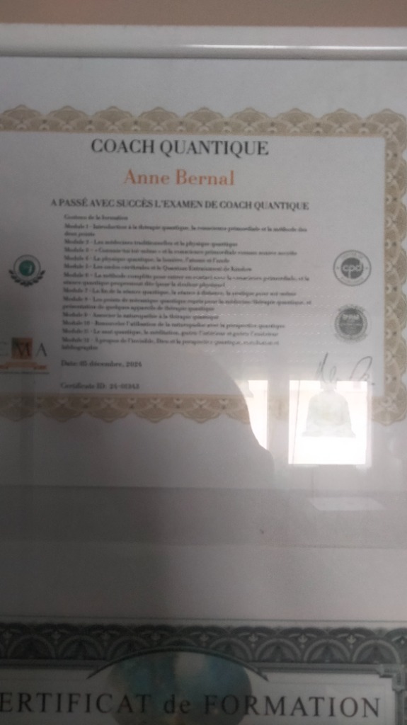 photo diplome Anne Bernal