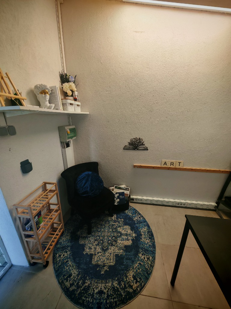 photo cabinet Noélie Albouy- Art thérapeute