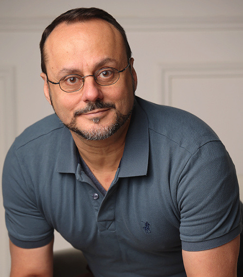 photo portrait Frédéric Corrado : Hypnose et PNL, thérapie Brève