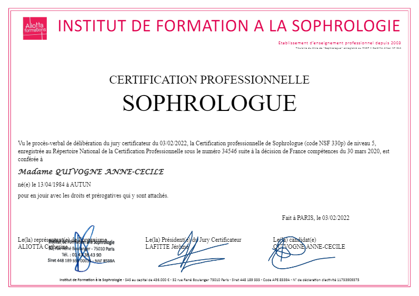 photo diplome Anne-Cécile Quivogne