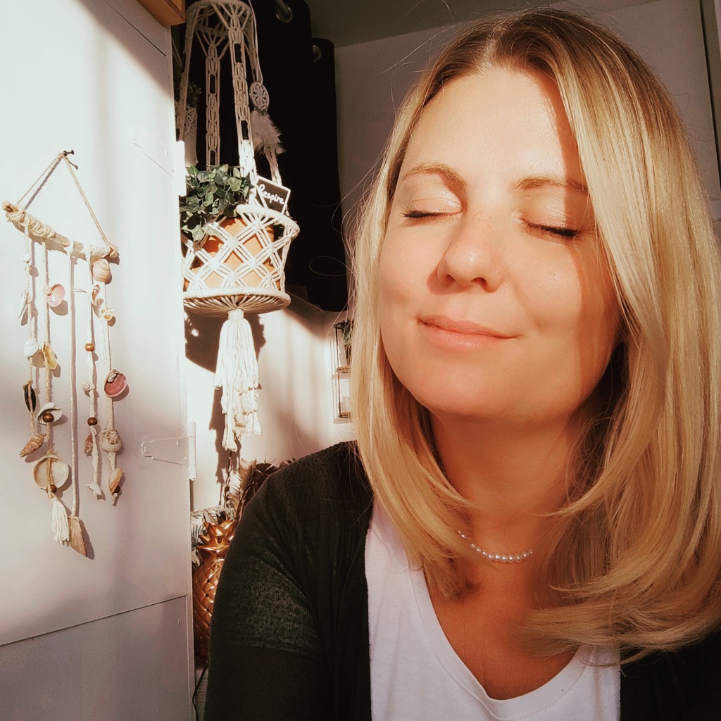 photo cabinet Cecile Lebrun