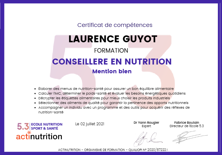 photo diplome Laurence Guyot Parisot