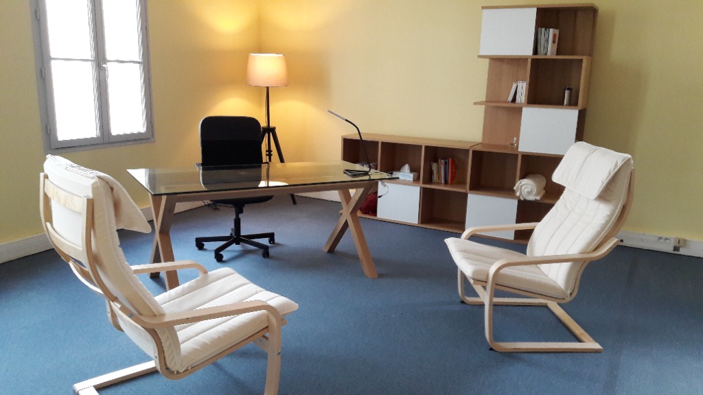 photo cabinet Frederique ISSENHUTH