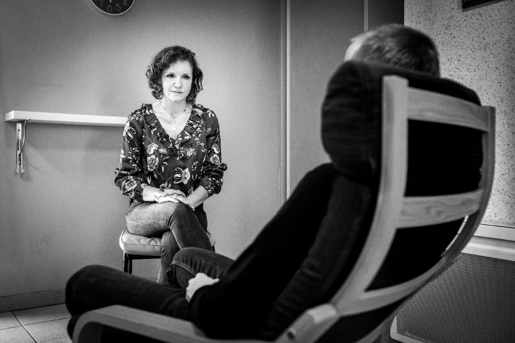 photo seance ANNE BLANCO HYPNOSE