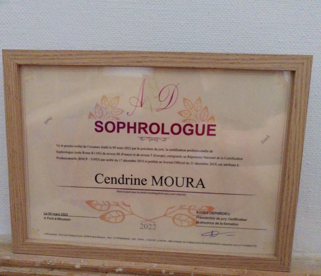 photo diplome Cendrine MOURA